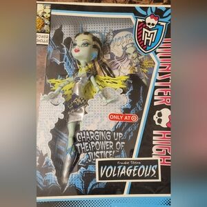 G1 Monster High Voltageous Frankie Stein Doll Nib